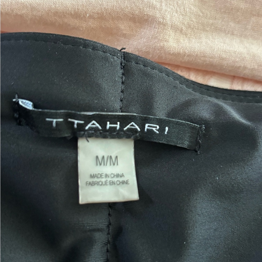 T Tahari Black capri shorts medium 30 x 22 dress up - Picture 2 of 5